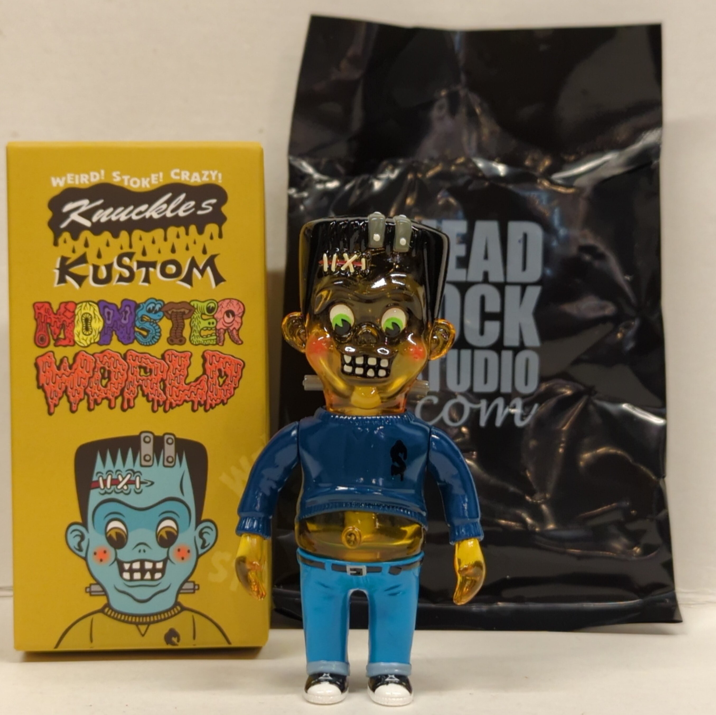 UNBOX HEADLOCKSTUDIO DEEP RED ソフビ UNBOX HEADLOCKSTUDIO DEEP RED