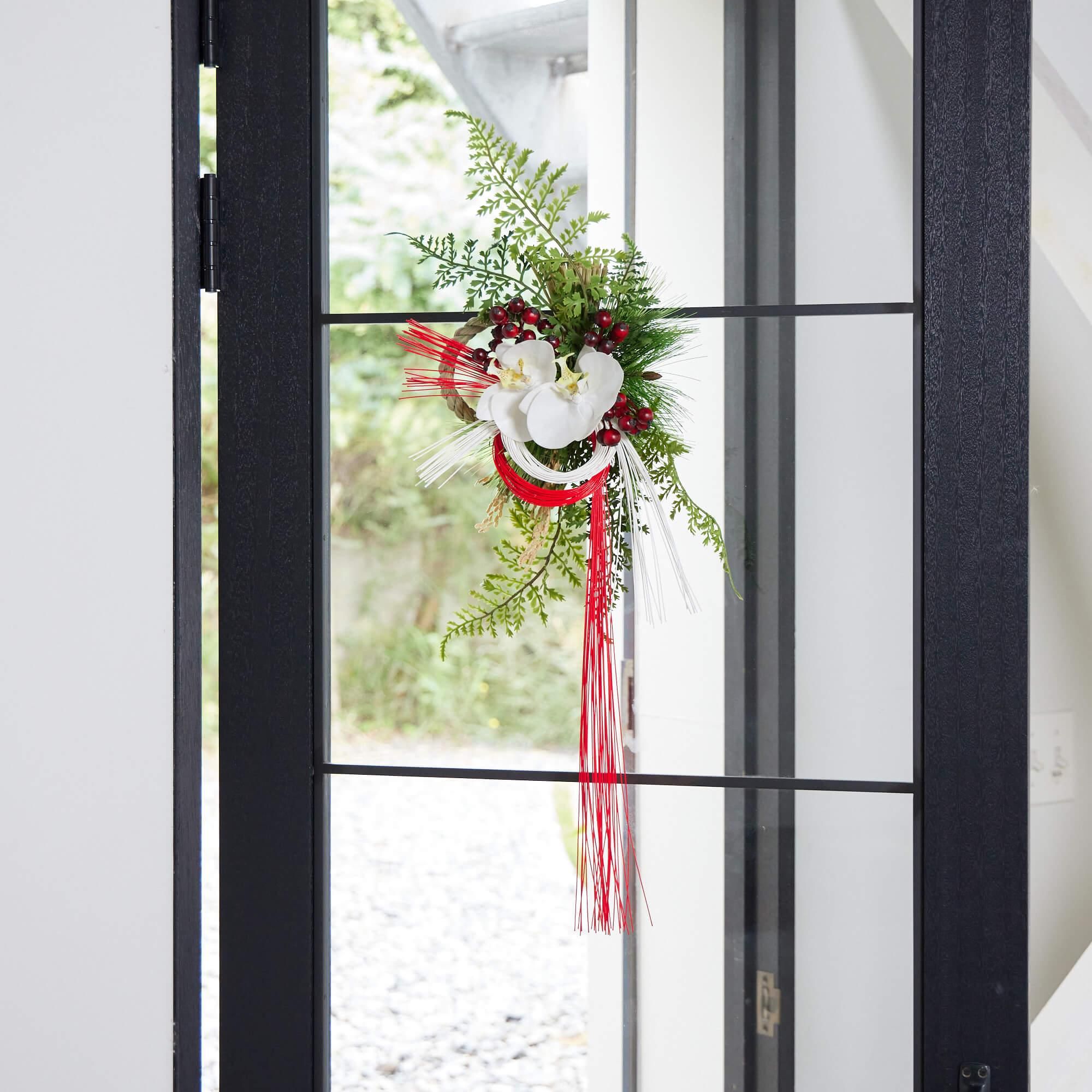 お正月飾り 胡蝶蘭 スワッグ フラワーアレンジメント | 造花専門店プリマ