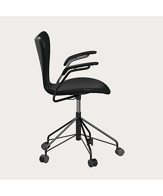 受注商品】セブンチェア フルパディング グレースレザー ブラック