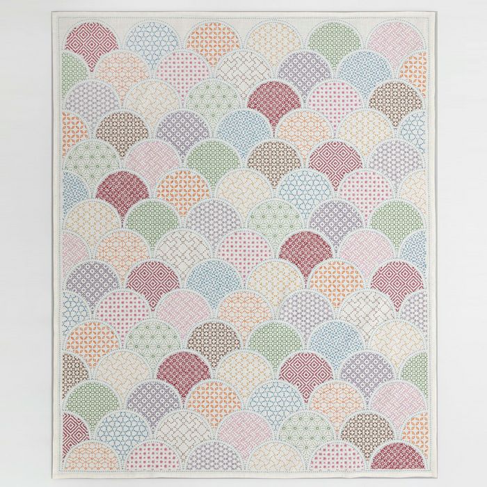 刺し子のテーブルセンター＜CUBE＞ | リバティ 生地、編み物、刺繍