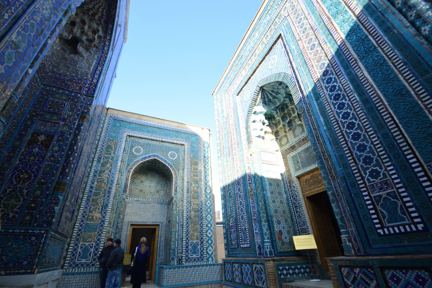 ウズベキスタン】サマルカンドブルーを満喫できる「シャーヒ・ズィンダ