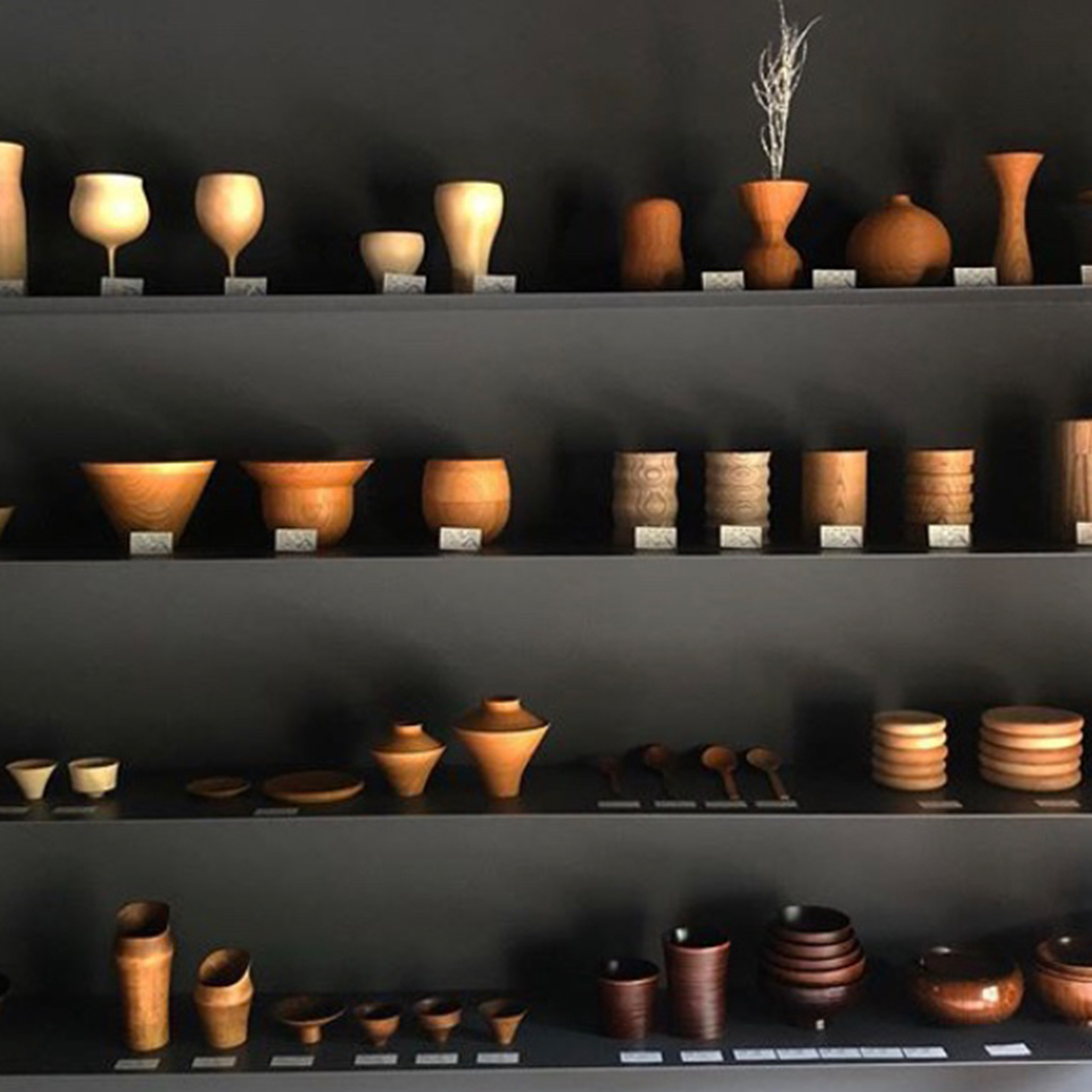 C-壁 花瓶 花台 山中塗 古家具 家具 インテリア 漆塗り 山中漆器 花柄 WC370761_4.jpg