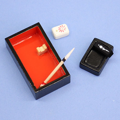 雛人形・雛道具 にぎやかし 梅鉢 文机セット – 寿鳳人形の東芸