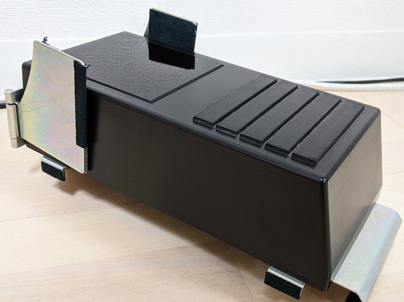 子どものエレクトーンに必須【エクスプレッションペダル用補助ペダル