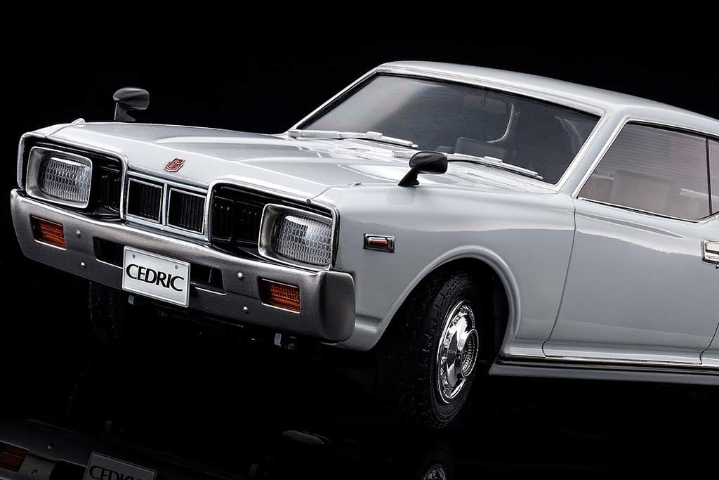 スポーティ？な2ドアへの改造！アオシマ製プラモ「330型セドリック」を