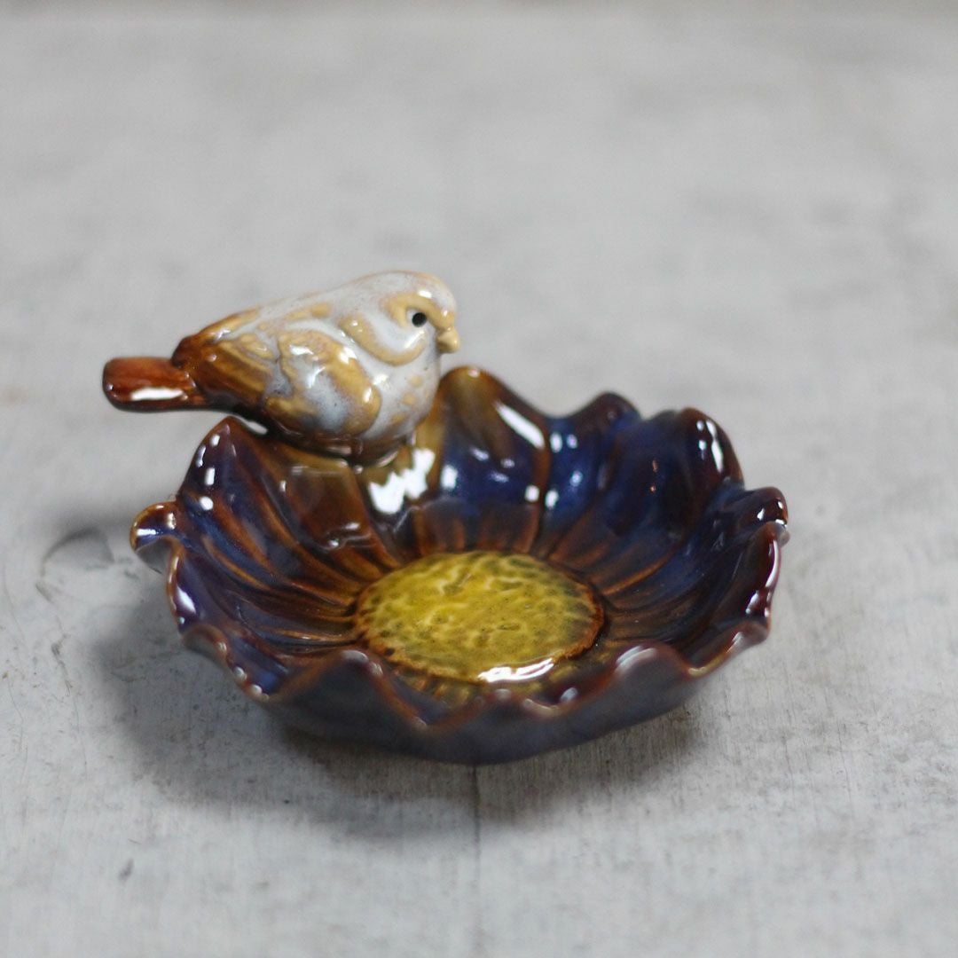 かわいい陶器のバードトレイ 花と小鳥 アクセサリー 収納 (☆2月6日