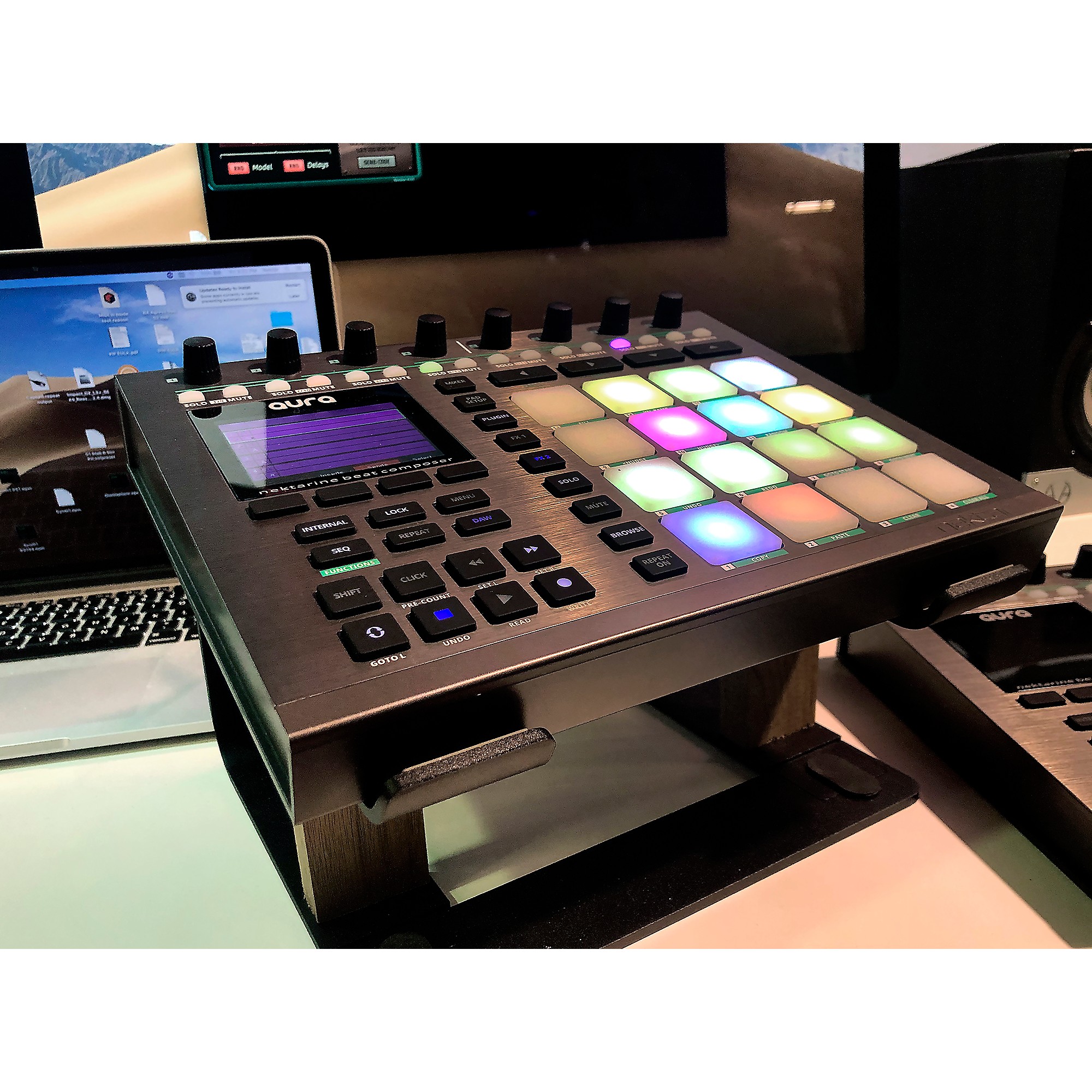 Nektar Aruba Beat Composer | Music & Arts