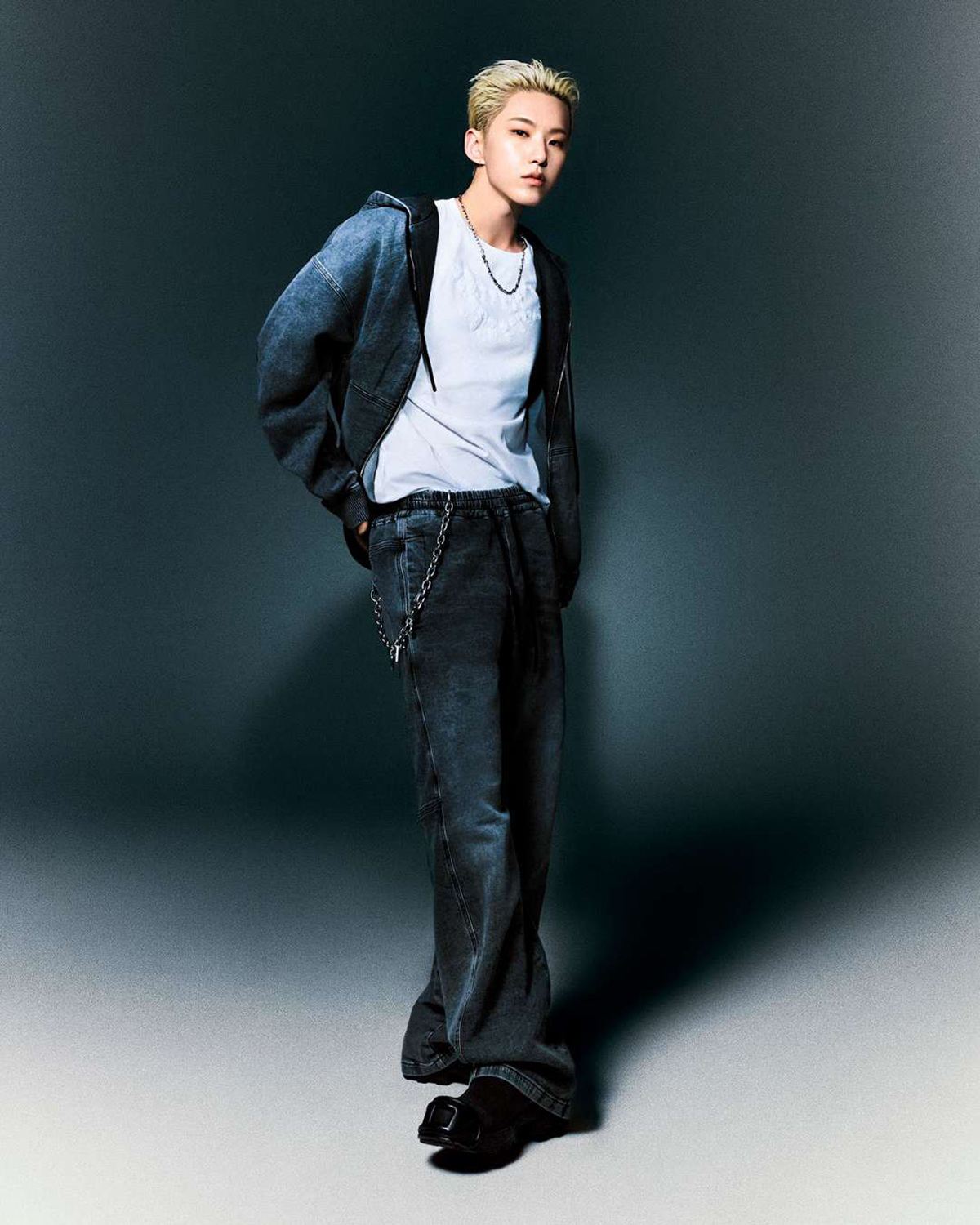 DIESEL」とSEVENTEENホシがコラボ！ 特別なカプセルコレクションが登場