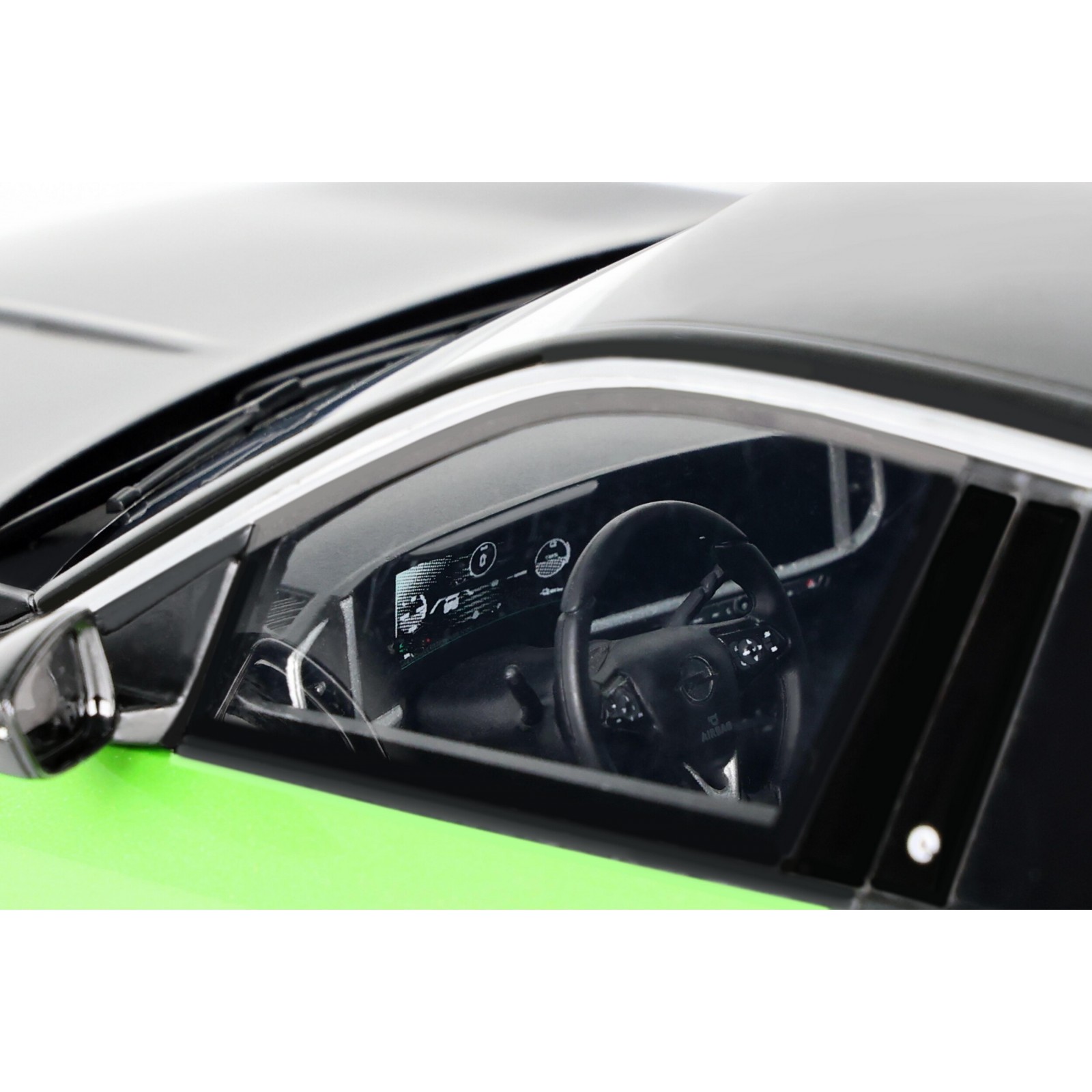 OttOmobile - Opel Mokka-e GS Line Matcha Green 2021 - 1/18