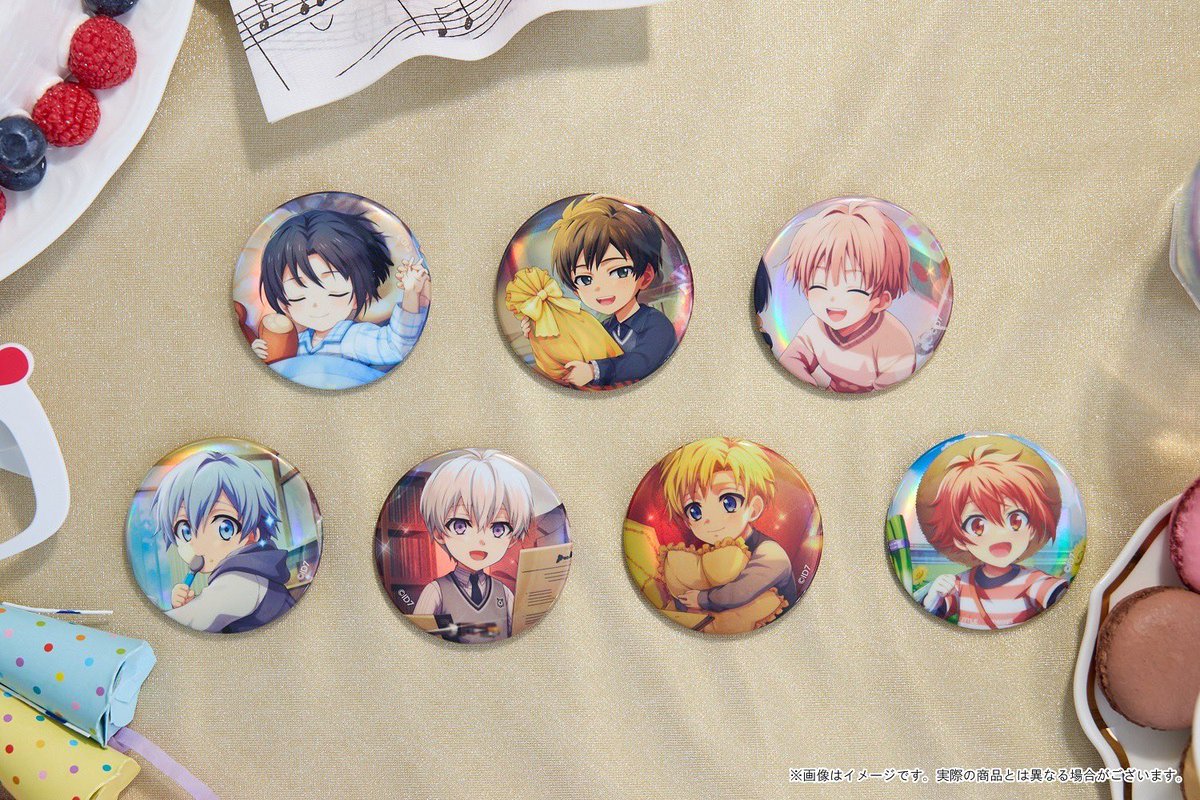 商品紹介】 「缶バッジセット 16 IDOL ALBUM（全4種/グループ別セット
