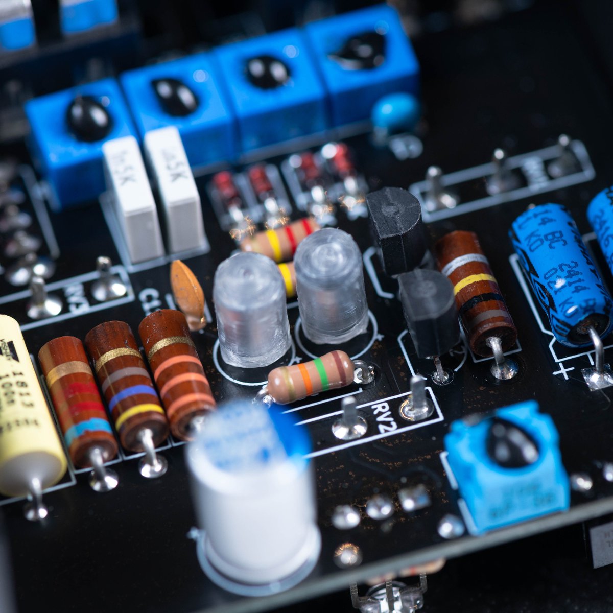 新製品】 Virtues Lander CULT Limited “iss.3” 5月5日 20:00 発売です