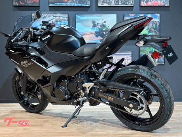 カワサキ Ninja 500 新車 MY2026 メタリックフラット