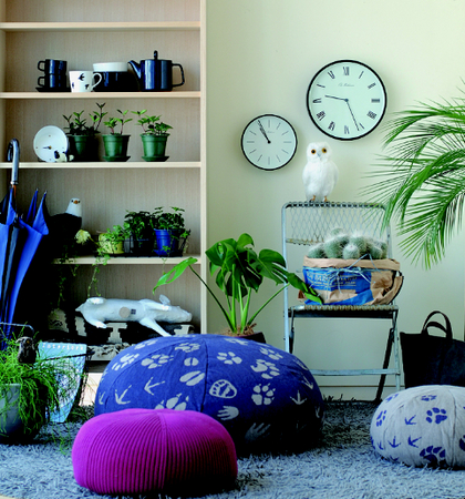 IDEE で人気のクッション「PUUF（プーフ）」に限定柄が登場 | 株式会社