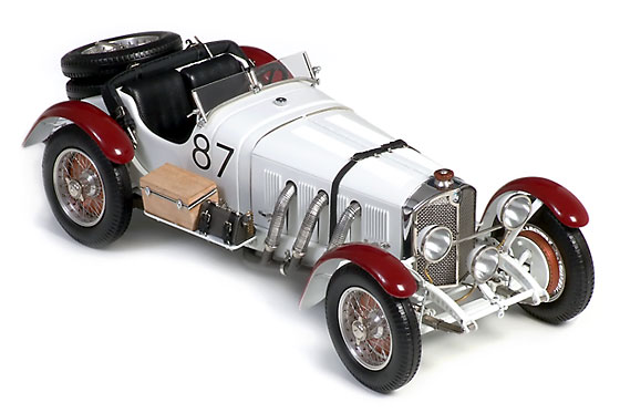 Die-cast car: CMC 1931 Mercedes-Benz SSKL – Savage On Wheels