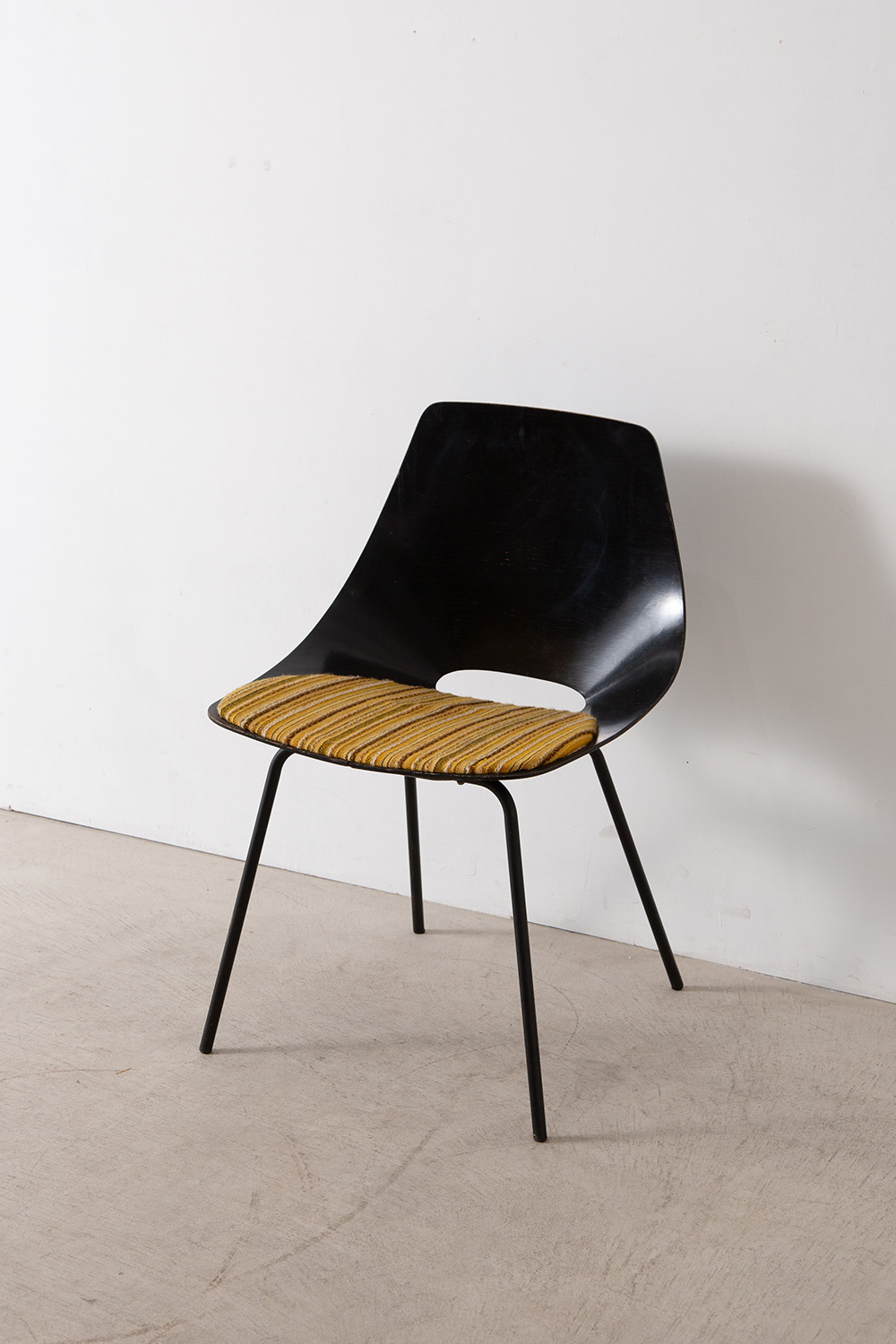stoop | Chair by Pierre Guariche for Stainer in Wood and Stripe
