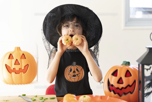 ハロウィンのパーティ用のみかんで作ったかぼちゃ[10568012325]の写真