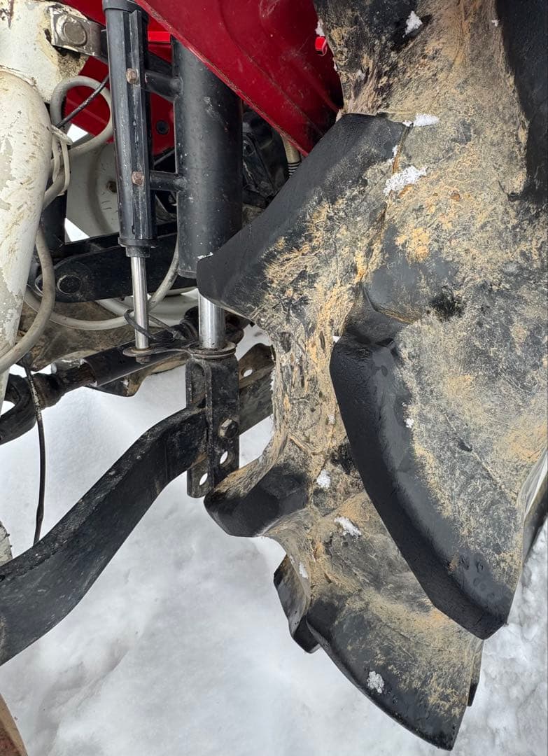 芝浦トラクター４ＷＤ.ロータリー並びローダー付き