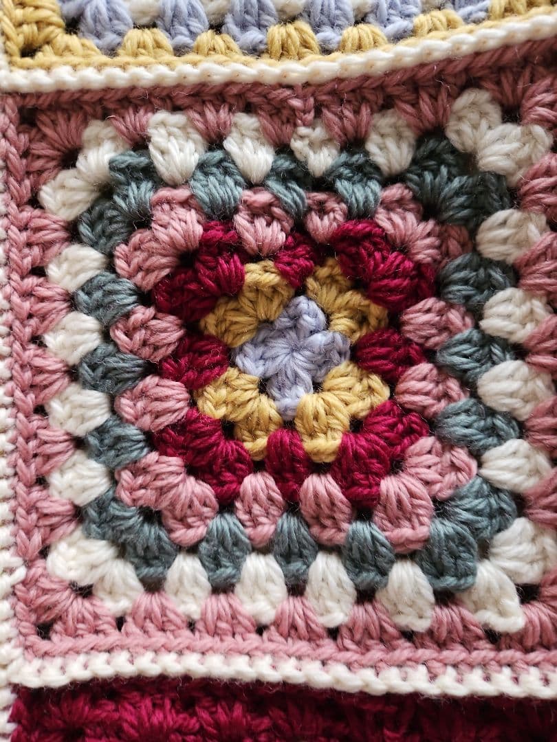 立体お花モチーフ　マルチカバー