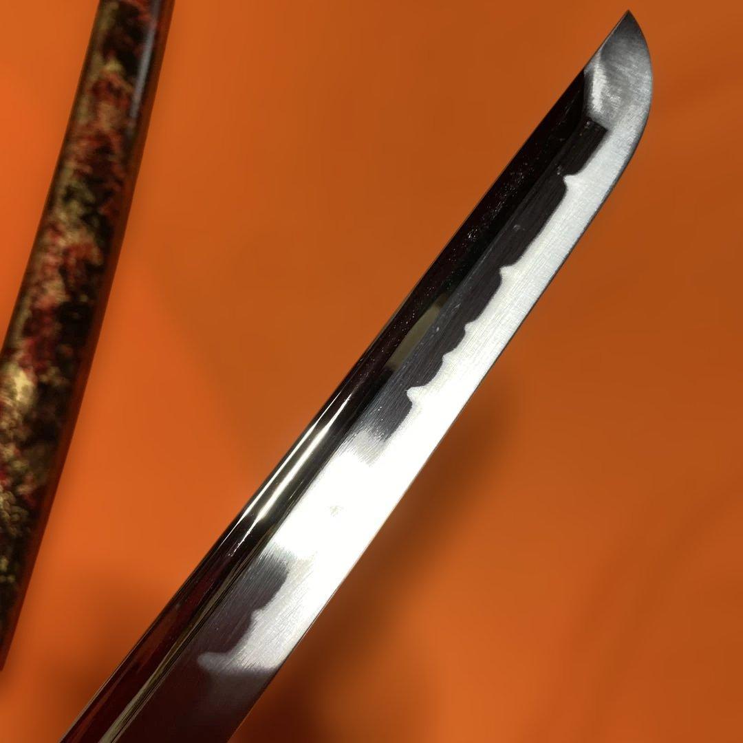 高級模造刀 前田慶次郎拵え 黒柄赤鮫皮 大輪透し鍔 赤黒斑ら呂鞘