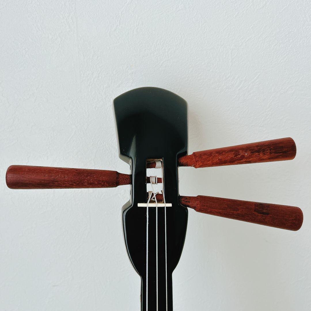 ✨美品✨勘所シール貼付あり✨ 沖縄三線 人工革 人工蛇革 本体のみ 蛍光イエロー