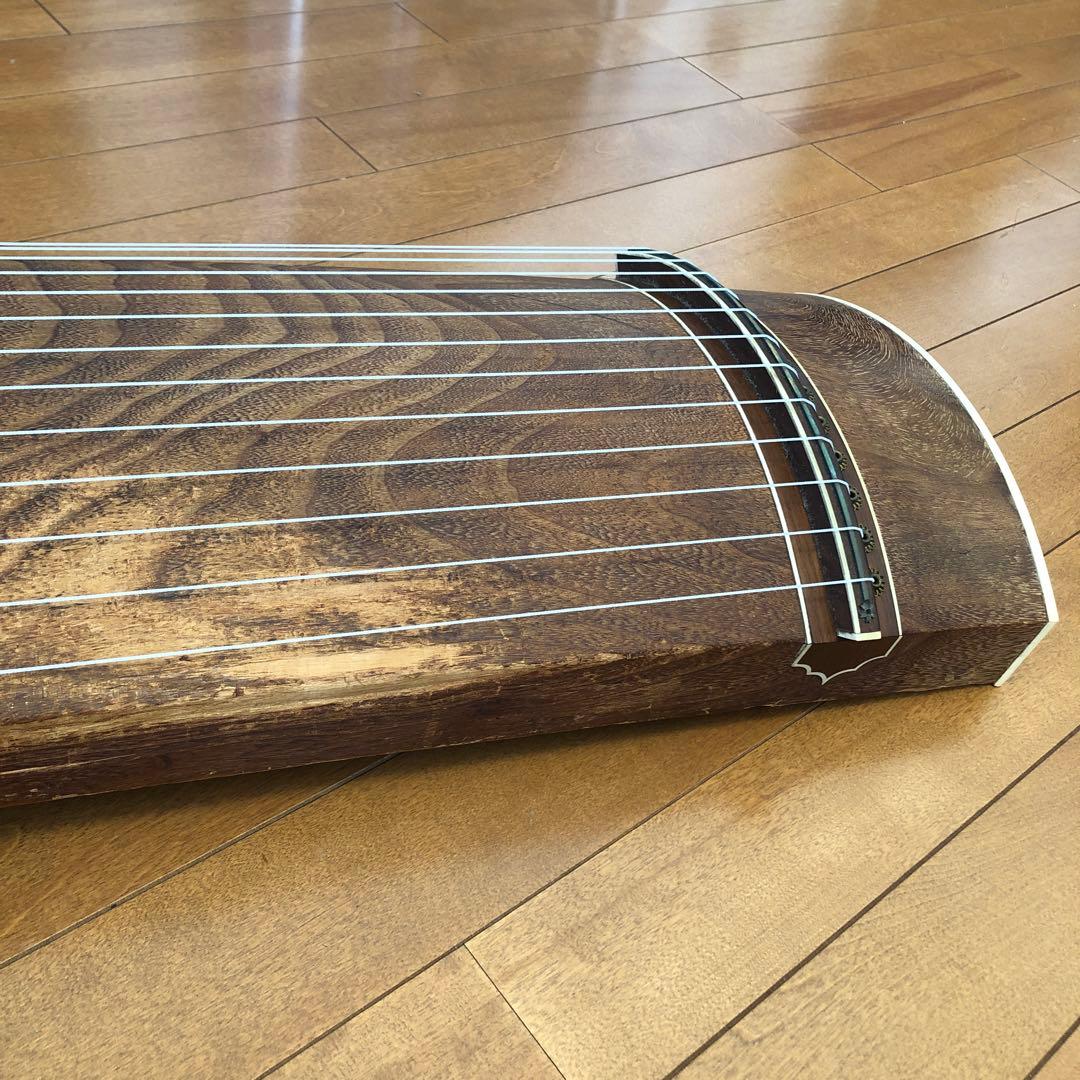 生田流　お琴　13弦　くり甲 すだれ彫　全長約180cm
