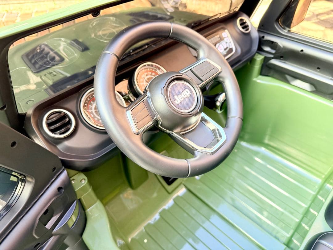 超希少‼️コストコJeep 電動乗用車ラングラー 2人乗り - メルカリ