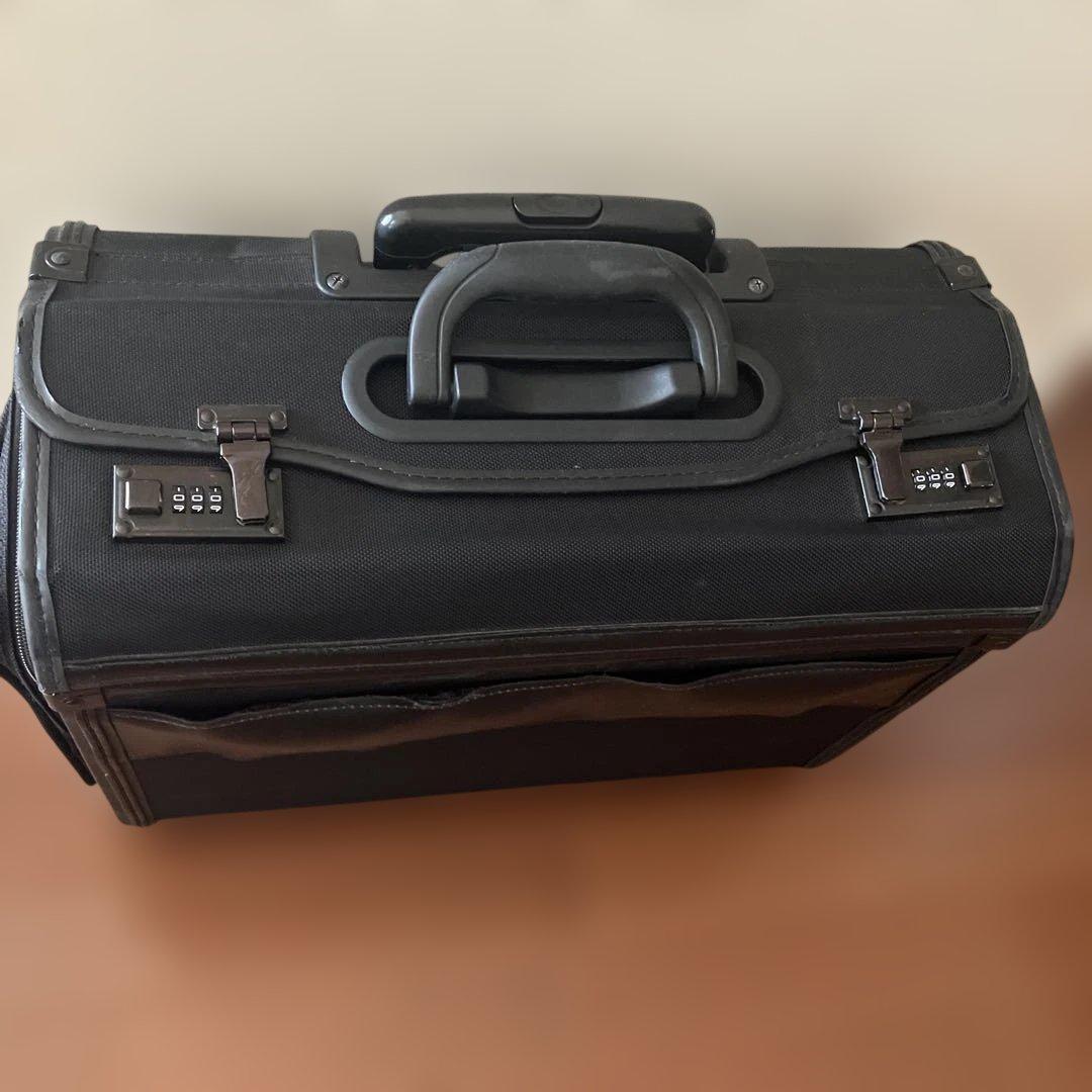 ANA 全日空 パイロット フライトバッグ - メルカリ