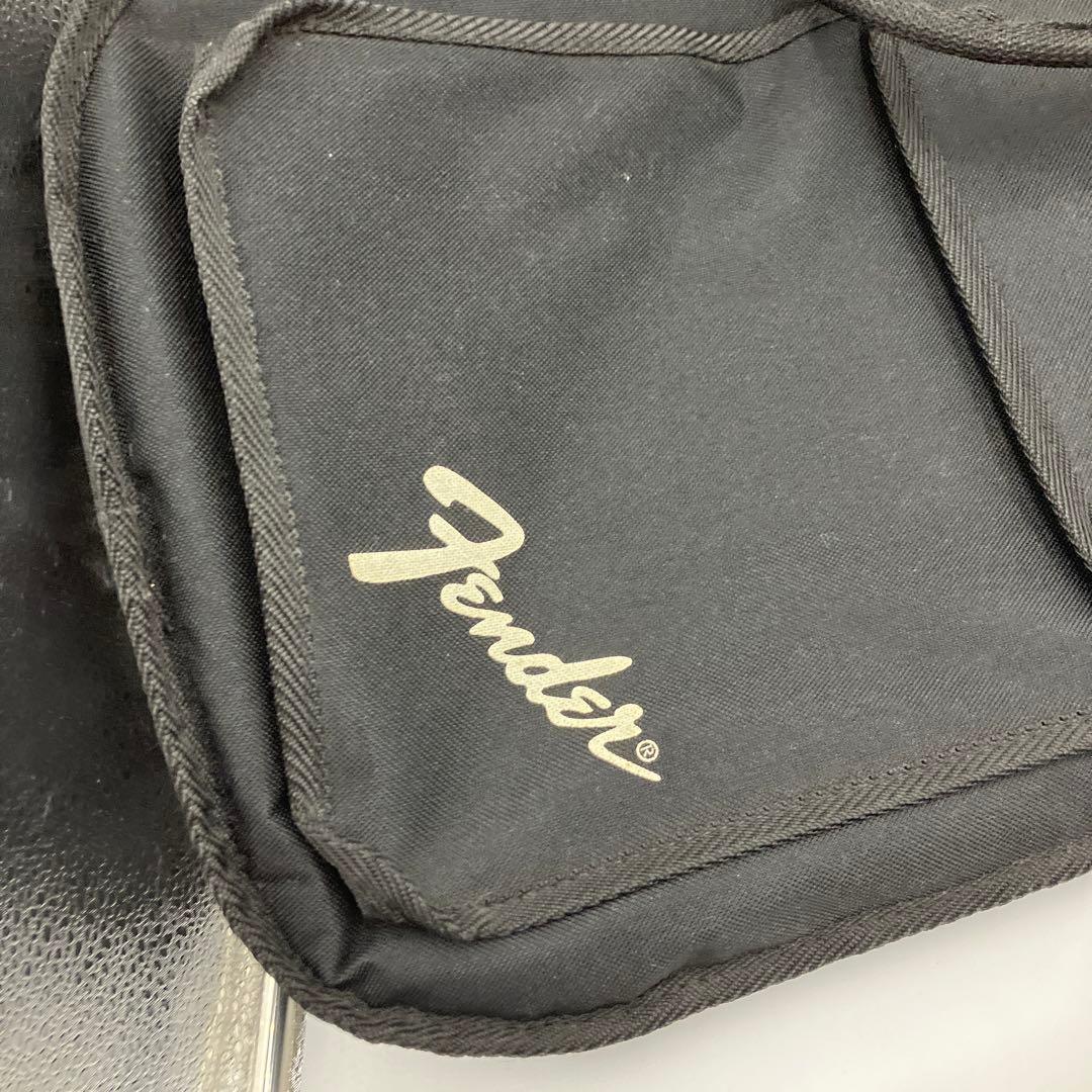 Squier by Fender ストラトキャスター ケース付き　エレキギター